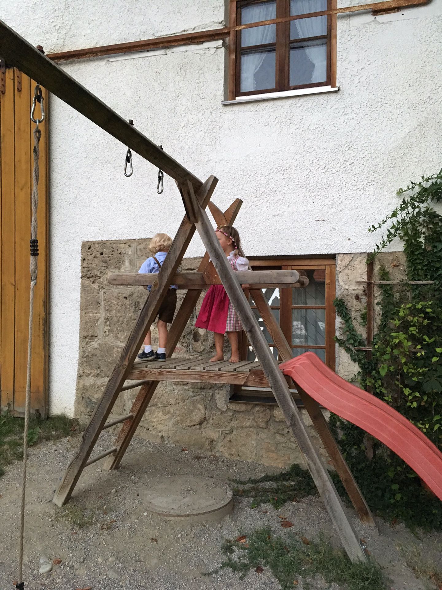 bavarian kids